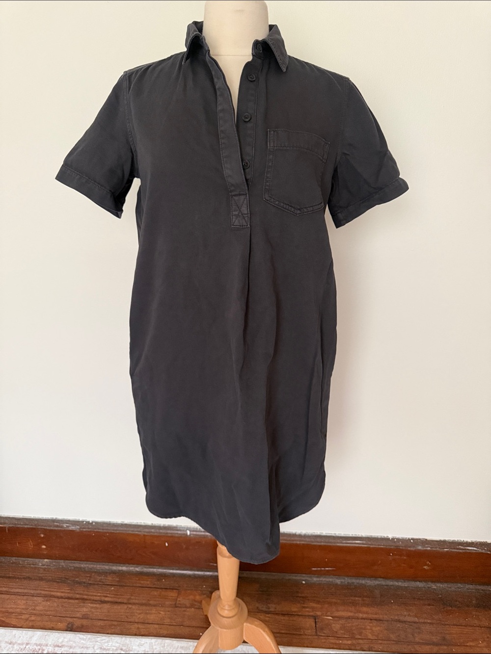 Short Sleeve Collared Shirt Dress - Black